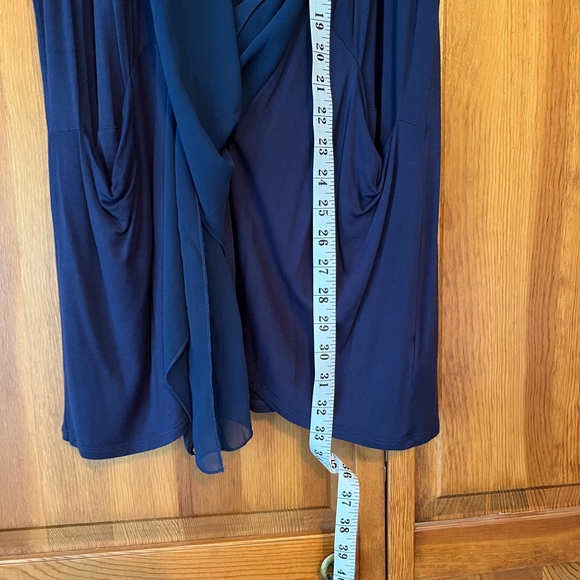 LOGO by Lori Goldstein Sleeveless Topper Size Medium - Picture 3 of 10